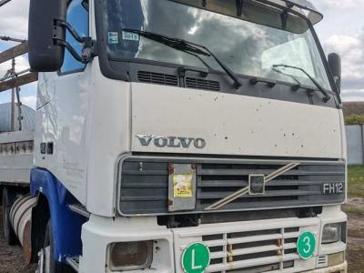 Автомобиль грузовой Вольво FH12 420, 2001 г.в., рег. № AE 4940-6 (Могилев)