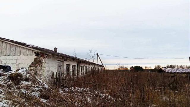 Коровник в аг.Псуя, инв. №16 (Витебская обл., Глубокский р-н, аг.Псуя)