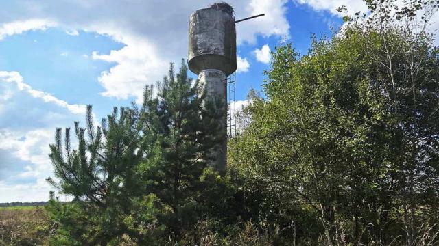 Водонапорная башня в д.Веретеи, инв. №140 (Витебская обл., Докшицкий р-н, Бегомльский с/с, вблизи д.Веретеи)