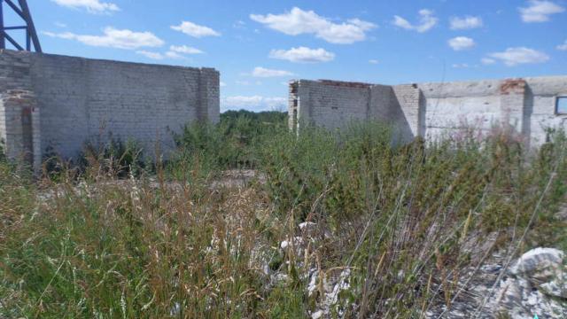 Комплекс имущества из 5 зерноскладов с благоустройством (Витебский р-н, аг.Вороны, ул. Садовая, 5Б)