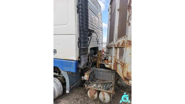 Автомобиль грузовой Вольво FH12 420, 2001 г.в., рег. № AE 4940-6 (Могилев)