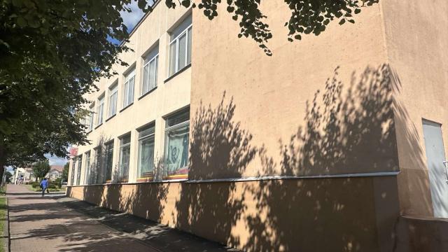 Капитальное строение с инв. №620/C-1283, магазин «Дом торговли» пл. 9777,8 кв.м. (Минская обл., г.Дзержинск, ул. Карла Маркса, 3)