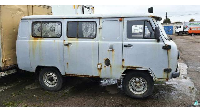 Автомобиль грузовой УАЗ-396295, 2015 г.в., рег. знак АТ 5352-5 (Минская обл., Дзержинский р-н, г.Дзержинск, ул. Северная, 1)