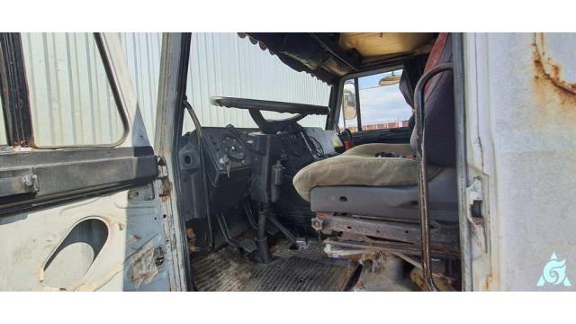 Автомобиль грузовой седельный тягач МАЗ 54329, 2000 г.в., рег. №АЕ 9894-6 (Могилевский р-н, д.Макаренцы)