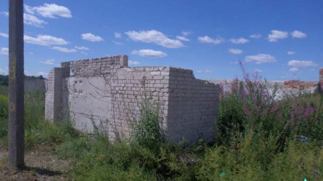 Комплекс имущества из 5 зерноскладов с благоустройством (Витебский р-н, аг.Вороны, ул. Садовая, 5Б)