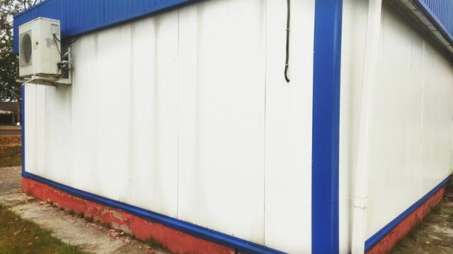 Продажа права на заключение договора аренды помещений магазина «У тополя» пл. 54 кв.м. (Минская обл., г.Березино, ул. Пролетарская, 11). Начальная цена (размер) ежемесячной арендной платы составляет 1769,04 бел. руб. с НДС 20%.