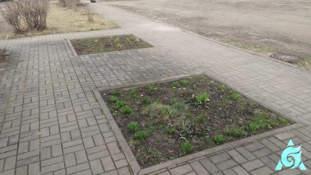 Комплекс из 17 зданий и сооружений (имущества) производственной базы общей пл. 866,7 кв.м. (Оршанский р-н, г.п. Ореховск, ул. Ленина, 36)