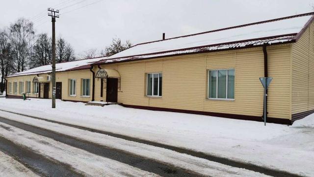 Капитальное строение с инв. №254/C-112666, магазин «Продмаг №1» пл. 439,6 кв.м. (Миорский р-н, г.Дисна, ул. Юбилейная, 47А)