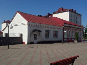 Капитальное строение с инв. №201/C-10508, магазин «Ассорти» пл. 128,8 кв.м. (г.Городок, ул. Советская, 20)