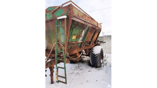 Рассеиватель минеральных удобрений РМУ-8000, 2011 г.в. (Гродненская обл., Свислочский р-н, аг.Незбодичи, ул. Мичурина, 22)