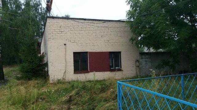 Комплекс зданий и сооружений автобазы общей пл. 1555 кв.м. с асфальтобетон. площадкой 0,8 га (г.Глубокое, ул. Железнодорожная, 1)