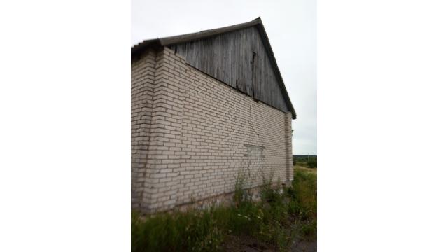 Капитальное строение с инв. №220/C-16512, магазин пл. 111,5 кв.м. (Глубокский р-н, д. Шараги, ул. Центральная, 16)