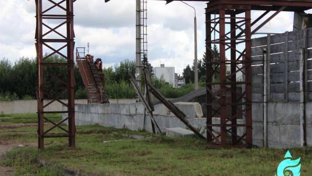 Комплекс из 17 зданий и сооружений (имущества) производственной базы общей пл. 866,7 кв.м. (Оршанский р-н, г.п. Ореховск, ул. Ленина, 36)