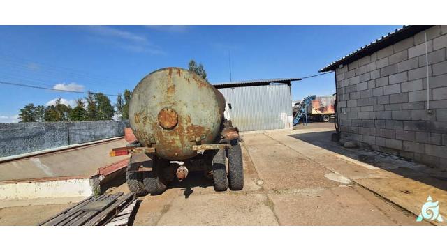 Автомобиль грузовой седельный тягач МАЗ 54329, 2000 г.в., рег. №АЕ 9894-6 (Могилевский р-н, д.Макаренцы)