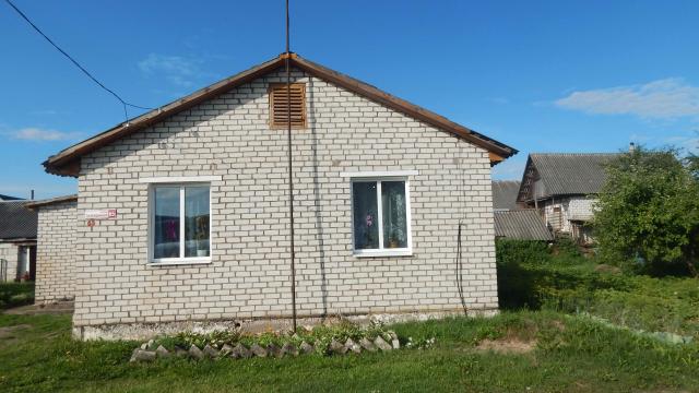 Капитальное строение с инв. №254/C-112505, жилой дом пл. 72,5 кв.м. (г.Миоры, ул. Зои Космодемьянской, 65)