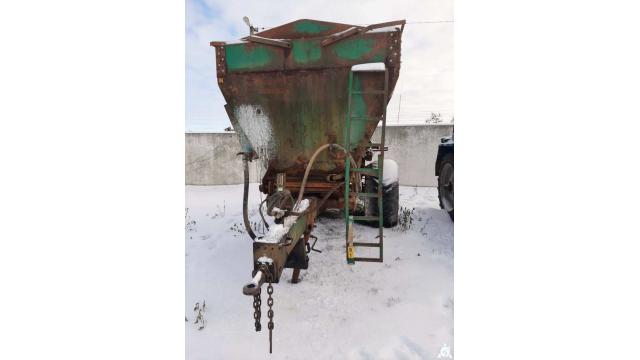Рассеиватель минеральных удобрений РМУ-8000, 2011 г.в. (Гродненская обл., Свислочский р-н, аг.Незбодичи, ул. Мичурина, 22)