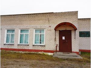 Капитальное строение с инв. №133/С-3206, здание магазина ТПС №18 пл. 192,2 кв.м. (Брестская обл., Лунинецкий р-н, Синкевичский с/с, д.Ситницкий Двор, ул. Партизанская, 2)