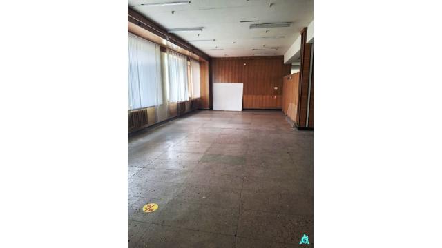 Продажа права на заключение договора аренды части помещений 2-го этажа магазина «Промтовары» пл. 513,7 кв.м. (Минская обл., г.Березино, ул. Октябрьская, 17). Начальная цена (размер) ежемесячной арендной платы составляет 8090,78 бел. руб. с НДС 20%.