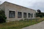 Капитальное строение с инв. №220/C-16502, магазин пл. 604,2 кв.м. (Глубокский р-н, д. Ивесь, ул. Школьная, 2)