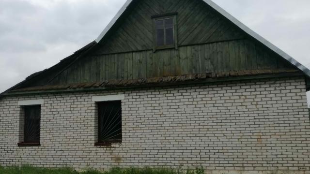 Капитальное строение с инв. №220/C-16500, магазин пл. 54,8 кв.м. (Глубокский р-н, д. Лозичи, ул. Центральная, 6)