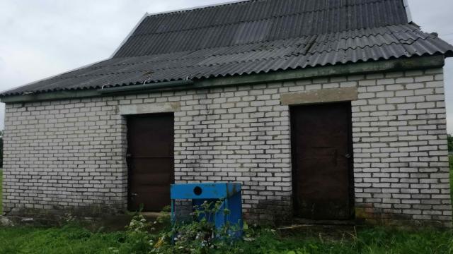 Капитальное строение с инв. №220/C-16500, магазин пл. 54,8 кв.м. (Глубокский р-н, д. Лозичи, ул. Центральная, 6)