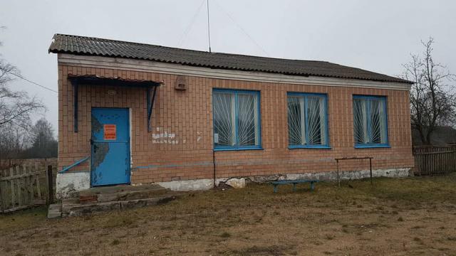 Капитальное строение с инв. №120/С-27799, магазин пл. 99 кв.м. (Брестская обл., Березовский р-н, Стригинский с/с, д.Мостыки, ул. Красноармейская, 10)