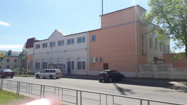 Капитальное строение с инв. №201/C-12263, магазин Универмаг пл. 1052,3 кв.м. (г.Городок, ул. Пролетарская, 11)