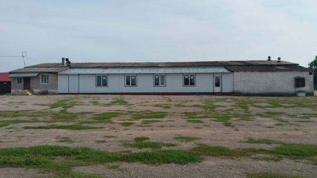 Капитальное cтроение с инв. №220/C-27971, центральный рынок пл. 19087,0 кв.м. (г.Глубокое, ул. Физкультурная, 1А)