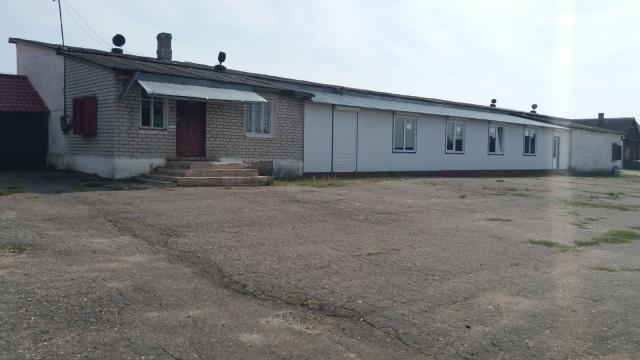 Капитальное cтроение с инв. №220/C-27971, центральный рынок пл. 19087,0 кв.м. (г.Глубокое, ул. Физкультурная, 1А)