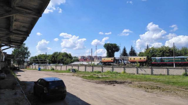 Комплекс 5 зданий торговой базы (АБК, склады и гаражи) общей пл. 2883,6 кв.м. с сетями и благоустройством территории, расположенных на земельном участке пл. 0,9684 га (Витебская обл., г.Витебск, ул. Мясникова, 4А)