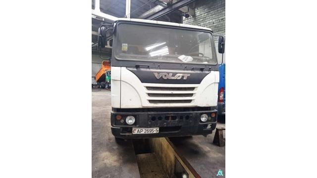 Автомобиль грузовой самосвал МЗКТ 750100-021, 2015 г.в., рег. знак АР 2695-5 (Минская обл., Минский р-н, п/о Озерцо, 28 км МКАД, рядом с авторынком в Малиновке)