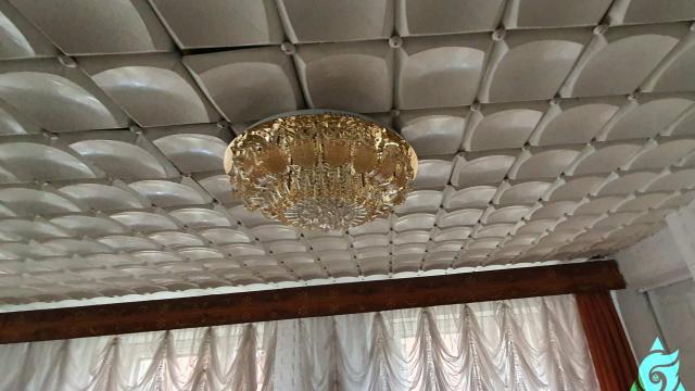 Люстра Г Буше 9695/28 FR LED Y с пультом, инв. №49012 (столовая) (г.Могилев, ул. Первомайская, 77)
