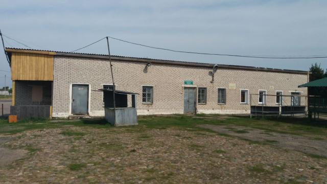Капитальное cтроение с инв. №220/C-27971, центральный рынок пл. 19087,0 кв.м. (г.Глубокое, ул. Физкультурная, 1А)