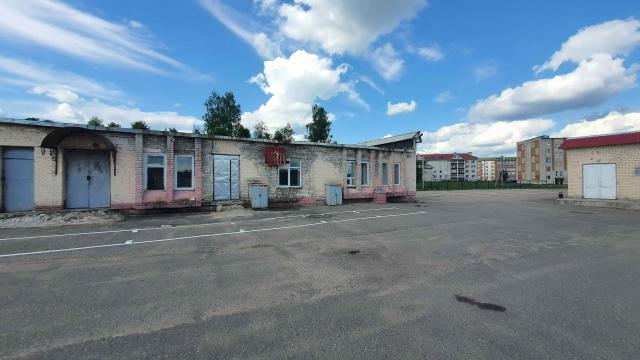 Капитальное строение с инв. №254/C-12004, кафе «Молодёжное» и промышленный магазин пл. 410 кв.м. (г.Миоры, ул. Ленина, 72)
