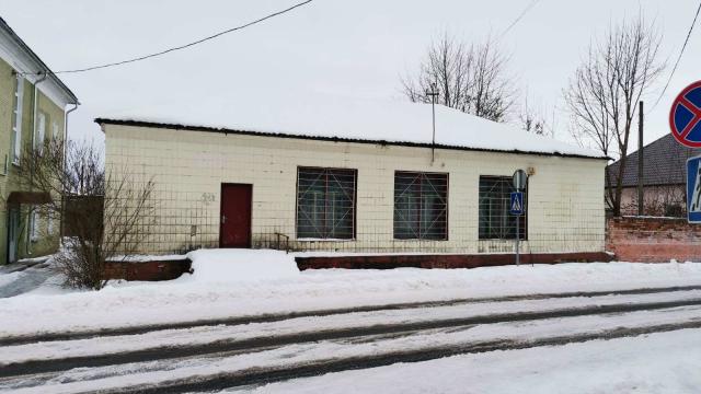 Капитальное строение магазина «Детский мир» пл. 144,3 кв.м. (Миорский р-н, г. Дисна, ул. Юбилейная, 31)