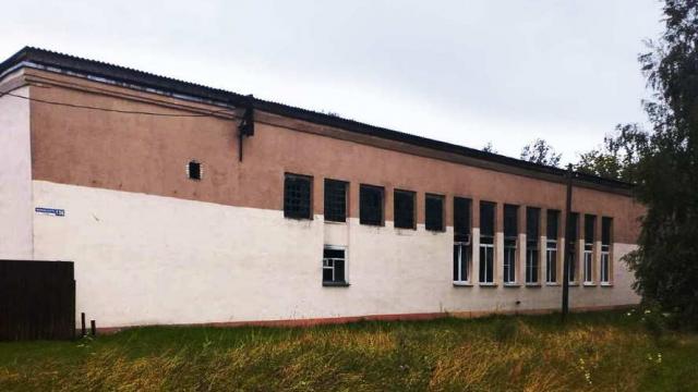 Комплекс зданий и сооружений хлебозавода с инв. №600/C-14081 пл. 1143,6 кв.м., расположенных на земельном участке пл. 1,2393 га (Минская обл., Логойский р-н, г.п.Плещеницы, ул. Воровского, 136)