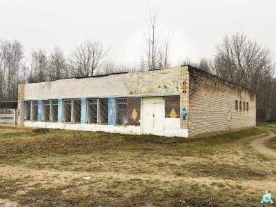 Капитальное строение с инв. №600/C-245299, магазин пл. 277,3 кв.м. (Минская обл., Пуховичский р-н, Пуховичский с/с, д.Красный Октябрь, ул. Центральная, 15А)