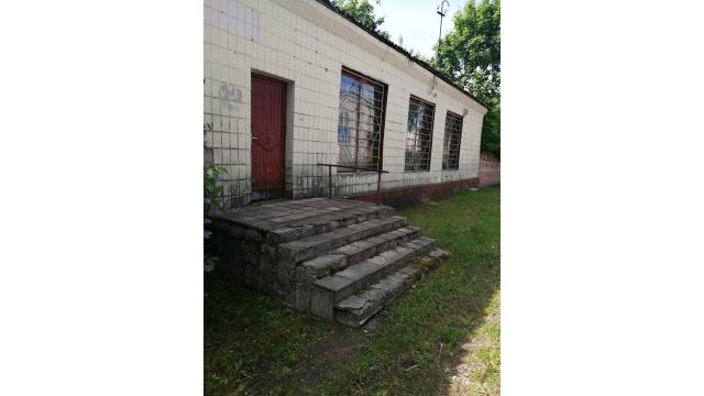 Капитальное строение магазина «Детский мир» пл. 144,3 кв.м. (Миорский р-н, г. Дисна, ул. Юбилейная, 31)