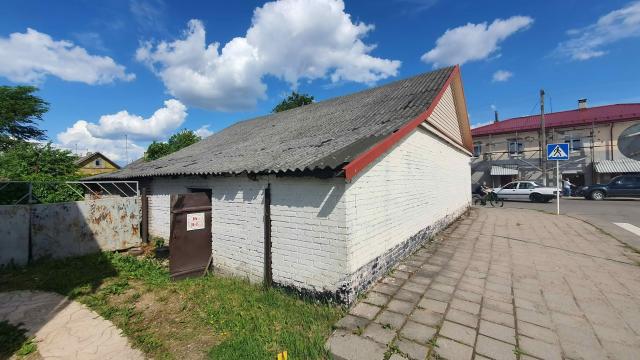 Капитальное строение с инв. №254/C-8636, магазин «Ветеран» пл. 126,5 кв.м. (г.Миоры, ул. Ленина, 17)