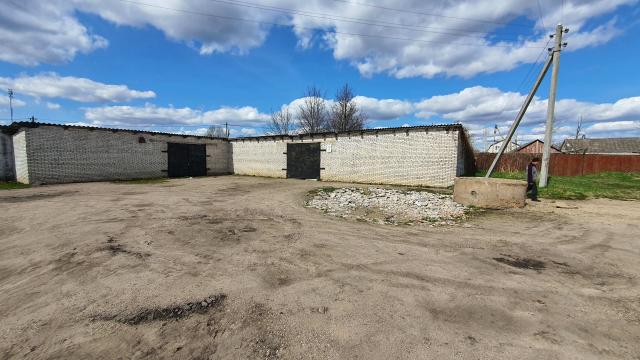 Капитальное строение с инв. №254/C-8634, «Продовольственный магазин «Центральный» пл. 839,9 кв.м. (г.Миоры, Октябрьская, 4)