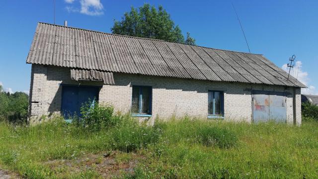 Капитальное строение, магазин пл. 106,8 кв.м. (Витебский р-н, д.Калиново, ул. Сельская, 18)