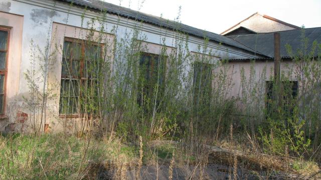 Комплекс зданий и сооружений производственного корпуса с двумя двухэтажными административными пристройками и КНС общей пл. 2629,0 кв.м. (г.Витебск, ул. Академика Павлова, 48)