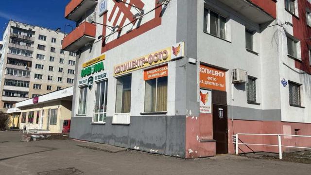 Изолированное помещение с инв. №200/D-90279, торговое помещение пл. 24,2 кв.м. (Витебская обл., г.Витебск, пр-т Московский, 84)