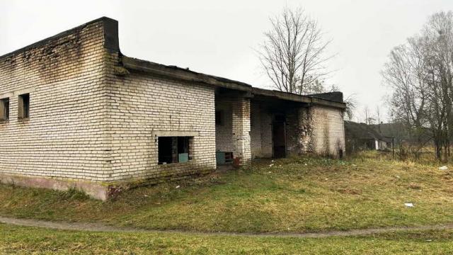 Капитальное строение с инв. №600/C-245299, магазин пл. 277,3 кв.м. (Минская обл., Пуховичский р-н, Пуховичский с/с, д.Красный Октябрь, ул. Центральная, 15А)