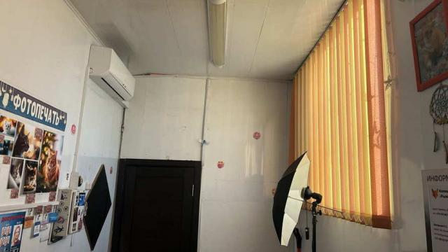 Изолированное помещение с инв. №200/D-90279, торговое помещение пл. 24,2 кв.м. (Витебская обл., г.Витебск, пр-т Московский, 84)