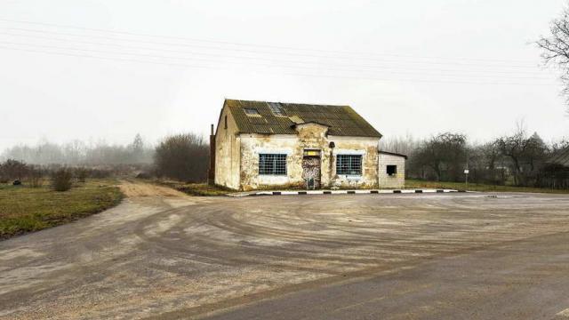 Капитальное строение с инв. №602/C-22083, магазин пл. 99,7 кв.м. (Минская обл., Пуховичский р-н, Пережирский с/с, д.Едлино, ул. Раздольная, 26)