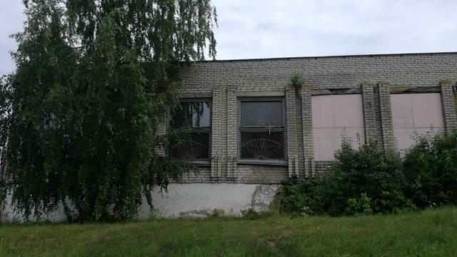 Капитальное строение с инв. №220/C-16507, магазин пл. 705,8 кв.м. (Глубокский р-н, д. Прозороки, ул. Вокзальная, 7А)