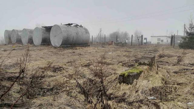 Здание заправочной с благоустройством (ограждением) заправочной и тремя топливо-заправочными колонками (Витебский район, аг.Тулово)