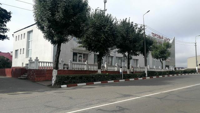Капитальное строение с инв. №220/C-14815, кафе-ресторан пл. 1338,3 кв.м. (г.Глубокое, ул. Ленина, 7)