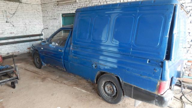 Автомобиль ИЖ-2717-220, 2003 года выпуска, регистрационный номер ВА 3995 (без постановки на учет) (г.Миоры, ул. Коммунистическая, 14)